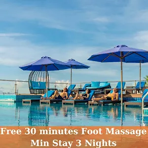https://qualia-de.hotelsofhoian.com